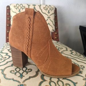 Booties-free shipping!
